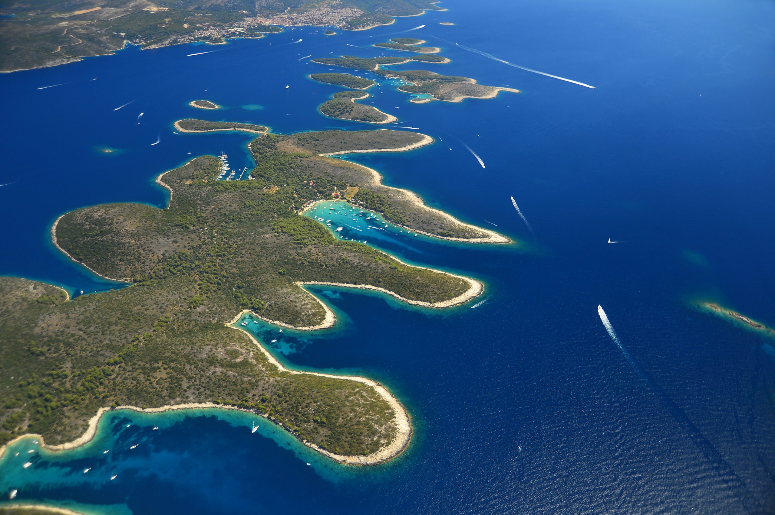 pakleni-islands-from-the-sky